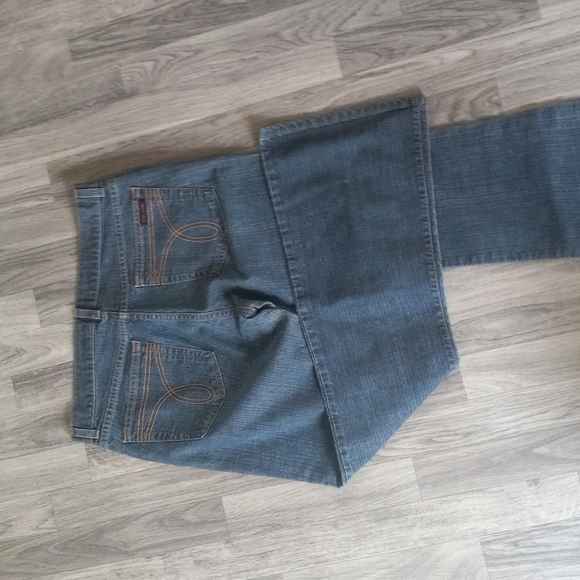 Calvin Klein jeans - Picture 2 of 5